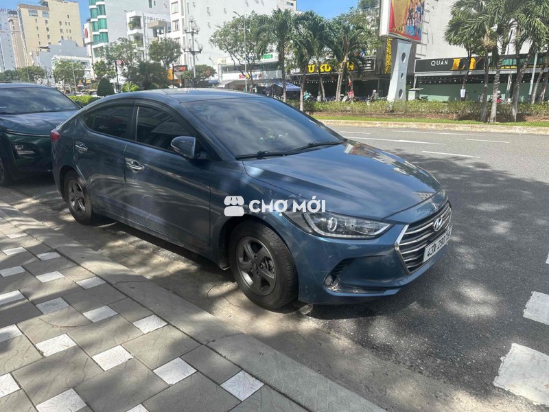 Hyundai Elantra GLS MT 2016 1.6 MT - 100000 km