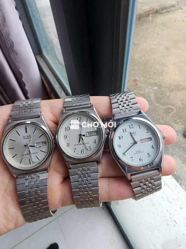 Đồng hồ Casio Kim loại Dây da Bạc Đen