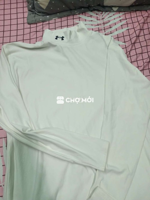 Áo thun Under Armour dài tay Trắng