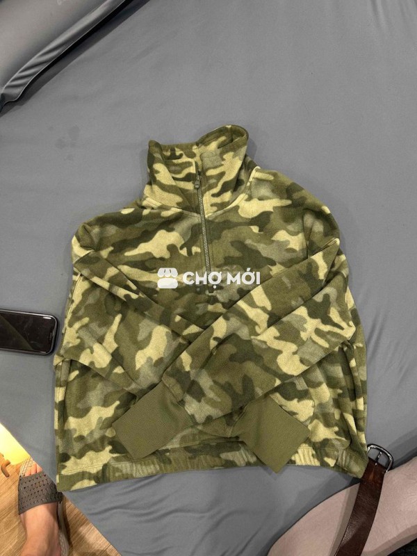 áo crewneck zip camo hiệu old navy
