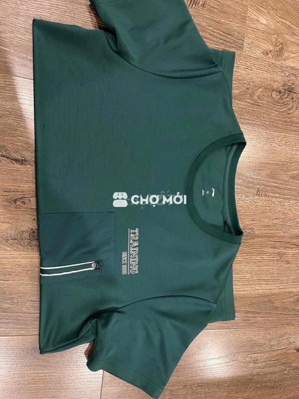 Áo phông LINING size L.. Còn mới 95%