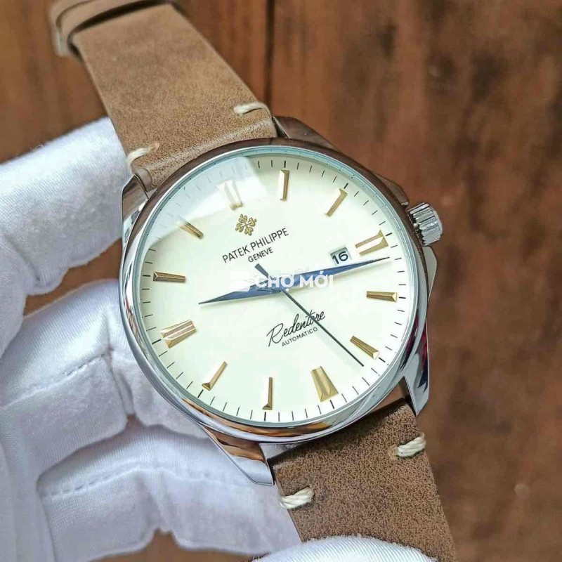 Đồng hồ thời trang thanh lịch