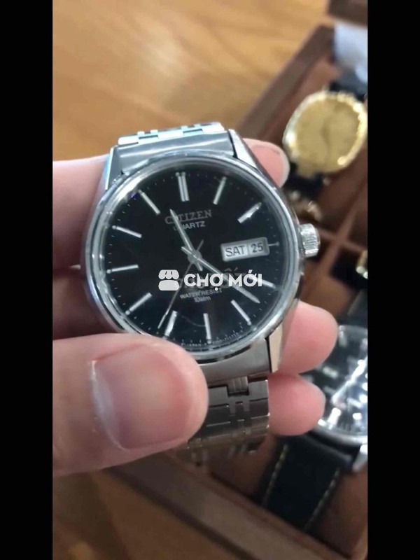 Đồng hồ Citizen CQ dây khoá zin kính xước