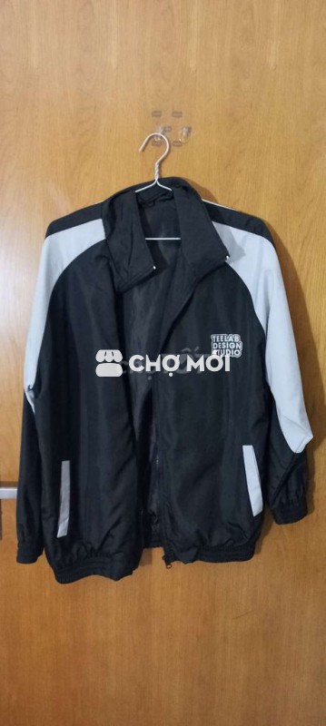Áo khoác gió TEELAB Vải dù Đen, trắng size M