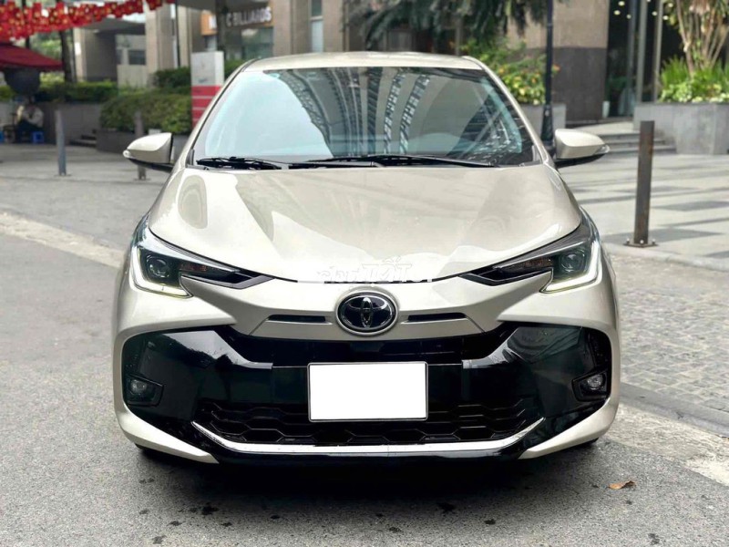 Toyota Vios 2023 1.5G Vàng cát siêu đẹp lướt