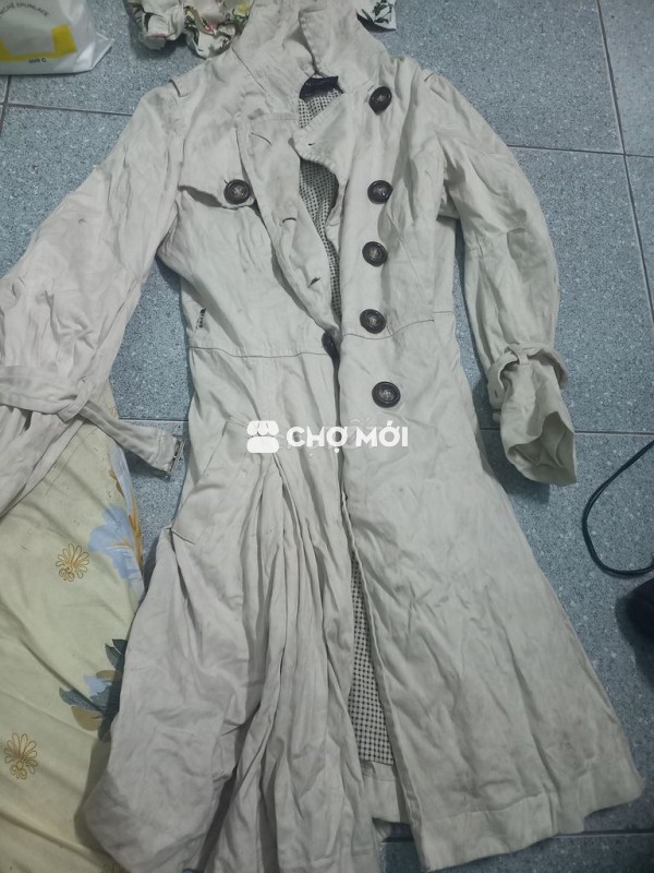 Xả lỗ áo quần cũ 2 cái 50k