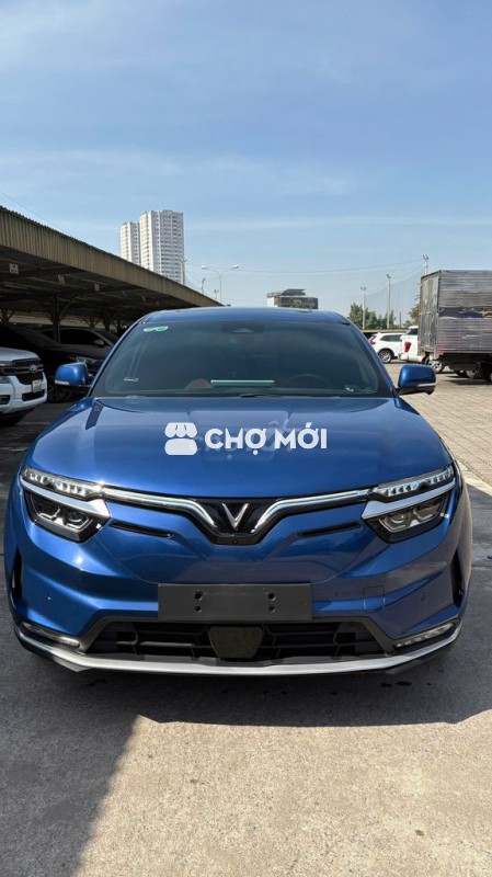 VinFast VF8 Plus 2023 Xanh dương