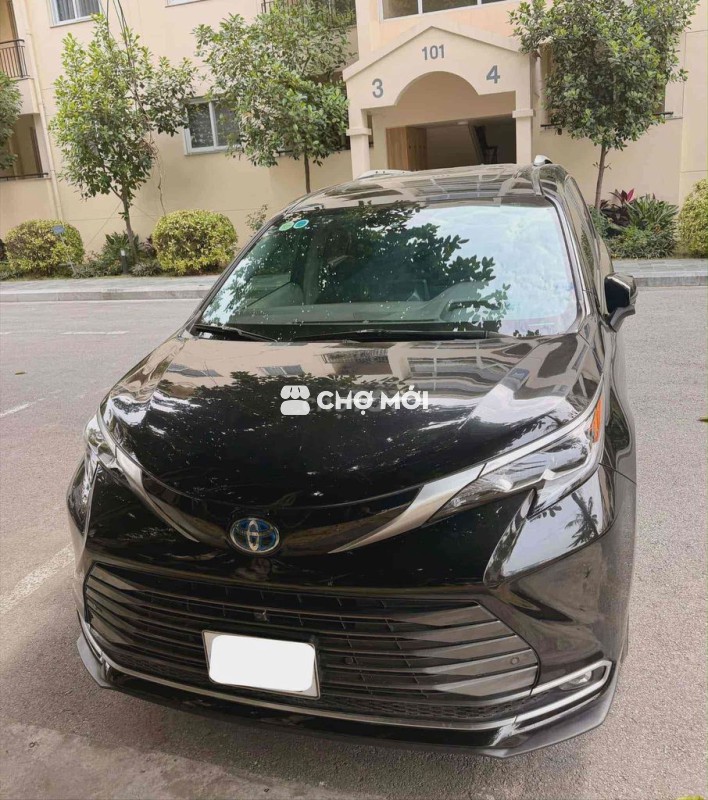 Toyota Sienna Limited 2021 Đen 28.xxx km