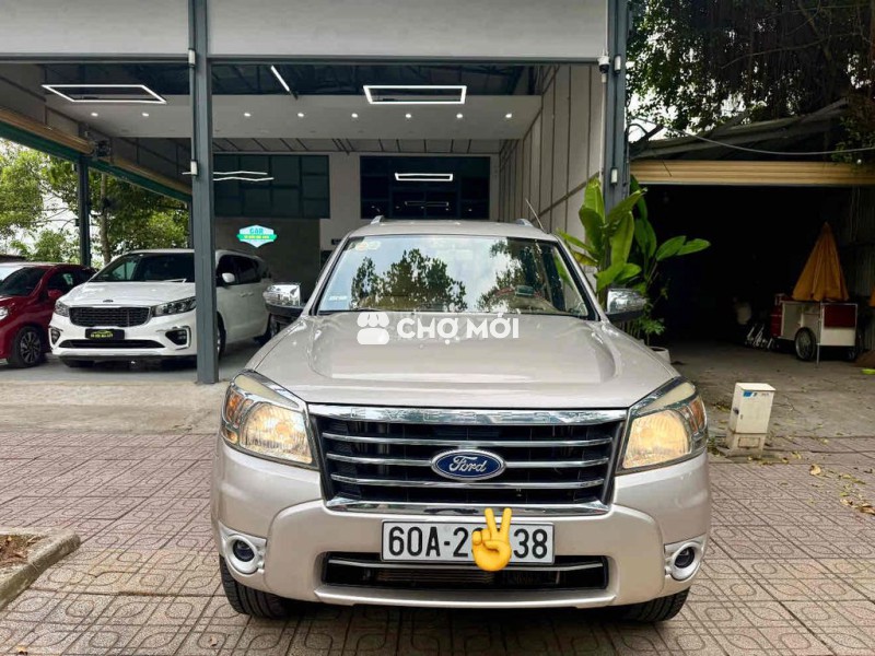 Ford Everest 2010 2.5L 4x2 AT - 146000 km