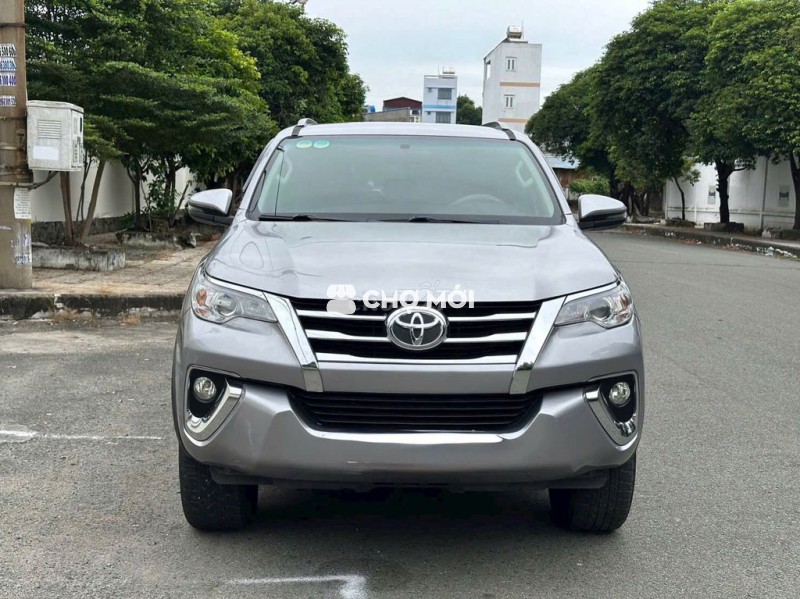 TOYOTA FORTUNER 2.4G AT DIESEL