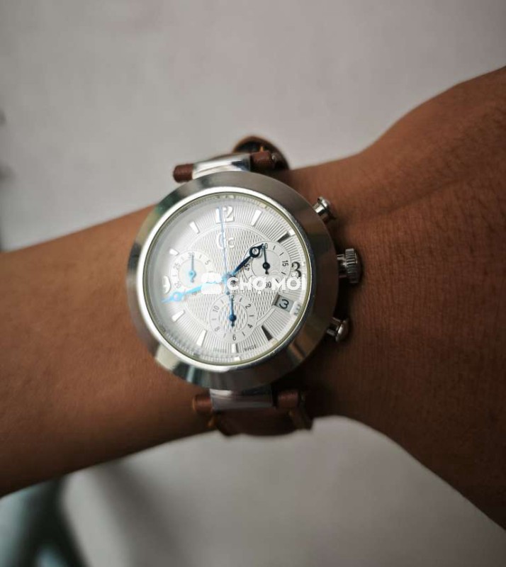 Đồng hồ Guess Collection (GC) máy vàng thụy sĩ