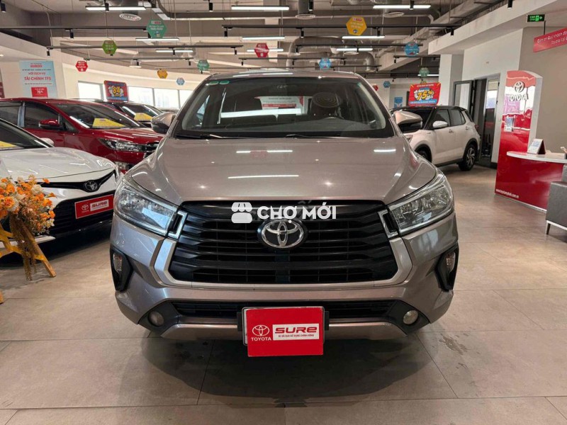 Toyota Innova E 2022 xe đẹp chính hãng