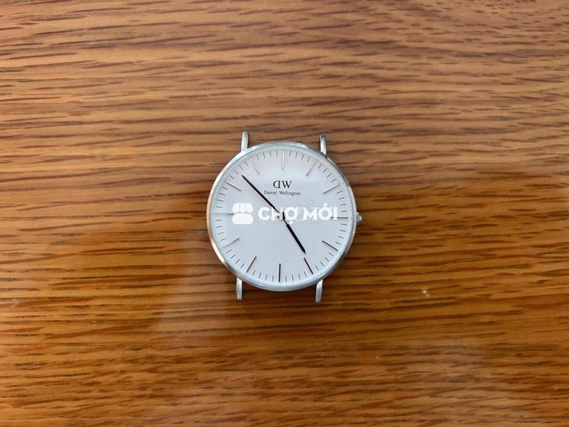 ĐỒNG HỒ NAM DW SIZE 38 KHÔNG DÂY