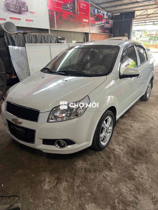 Chevrolet Aveo 2018 Trắng Tự động