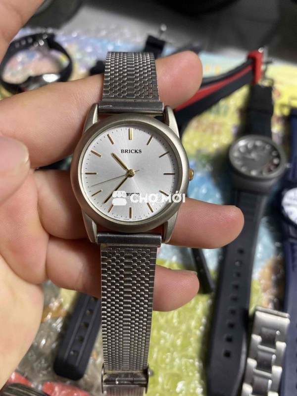 BRICKS – Vintage Nhật Bản | Nhỏ gọn – Thanh lịch