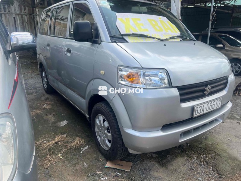 125 triệu susuki APV số sàng 8 chổ