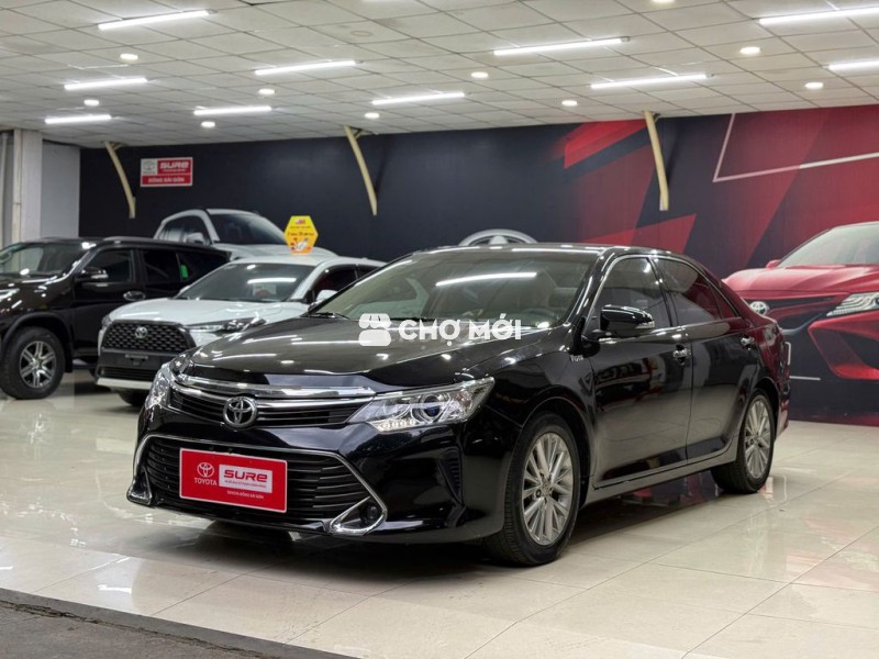 Camry 2.0E 2017 cao cấp -xe tại hãng(GIÁ CÒN GIẢM)