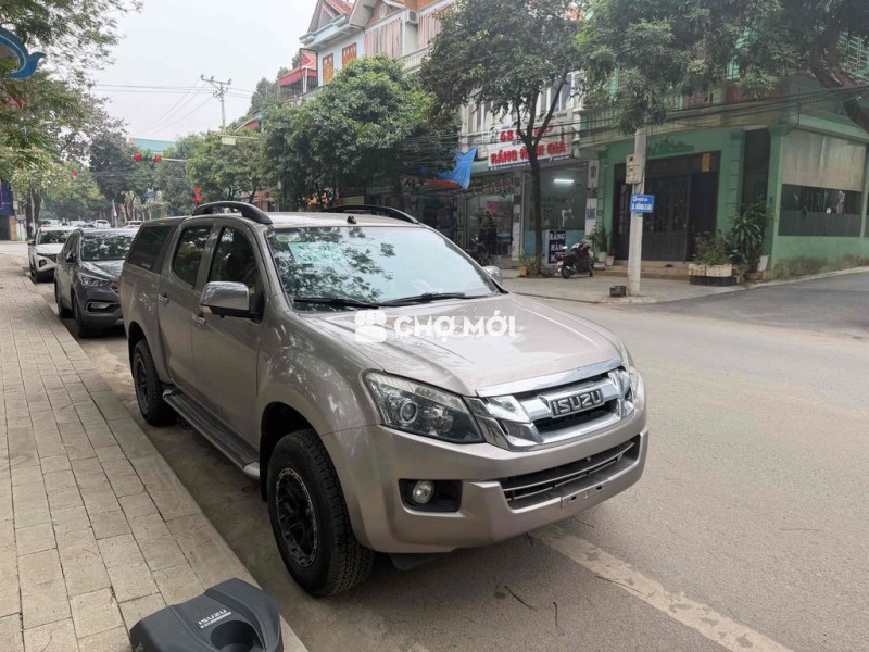 Isuzu Dmax 2015 số at máy 2.5 máy số zin chất cho