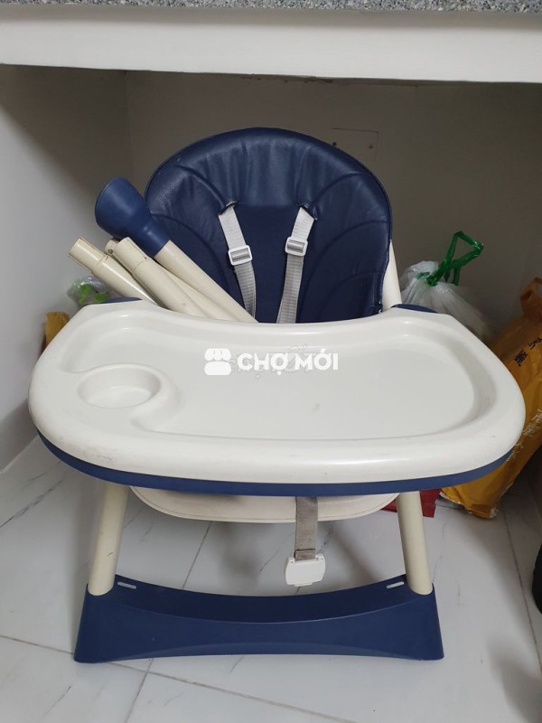 Ghế ăn dặm cho bé