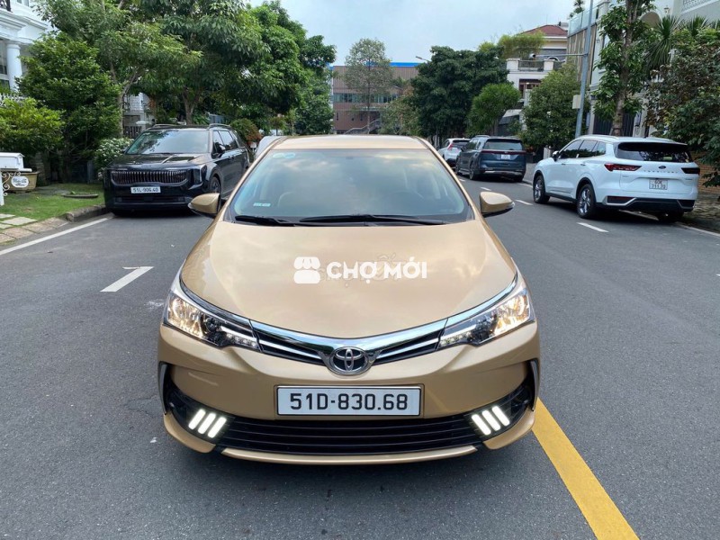 Bán xe Toyota Corolla Altis rất ít chạy 20000km