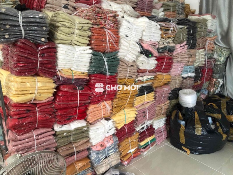 thanh lý 3000 đầm thiêt kế an đông có tách