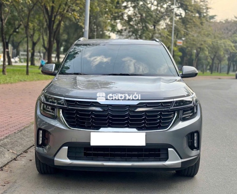 Kia Seltos 2025 Luxury 1.5 AT 10,000 Km siêu lướt.