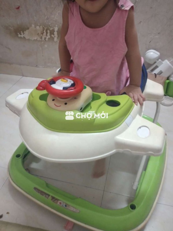 Xe tập đi nhựa xanh lá, trắng