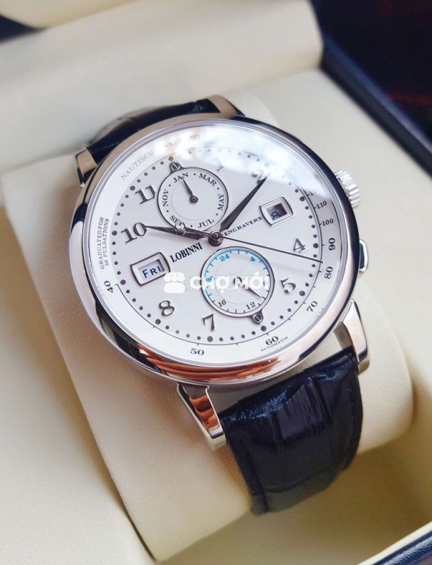 Cần Bán Đồng Hồ Thụy Sỹ Máy Cơ Dây Da Kính Saphire