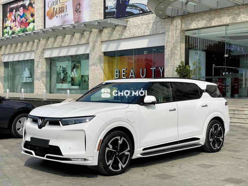 TRẢ TRƯỚC GẦN 2020 TRIỆU NHẬN NGAY VF9