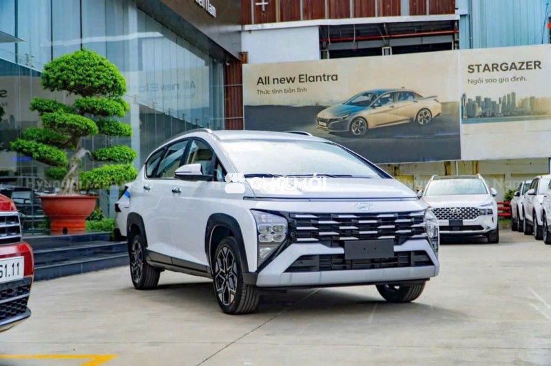 Hyundai Stargazer X đầy đủ các phiên bản