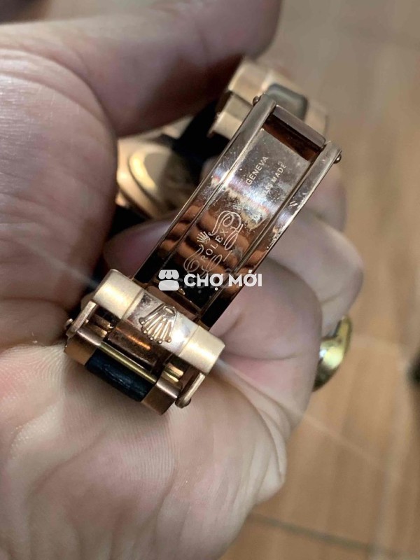 Đồng hồ tự động nam mạ vàng