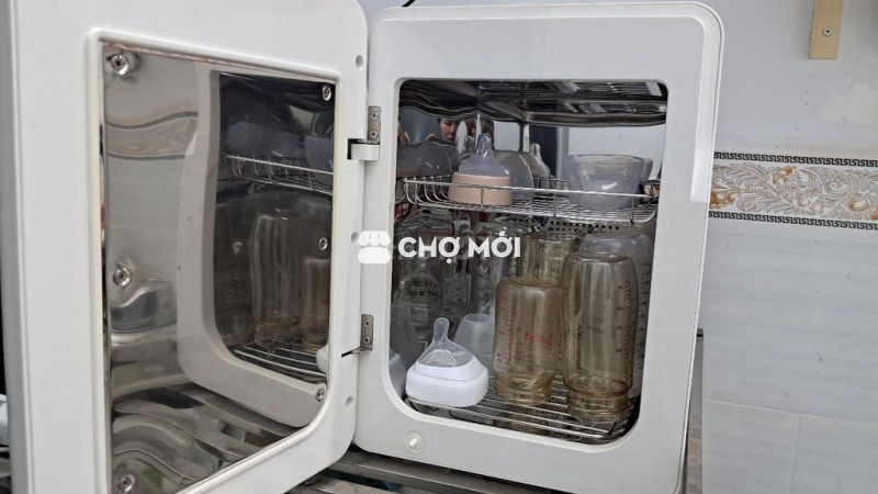 Máy tiệt trùng bình sữa UV Bio Health 18L (Q.12)