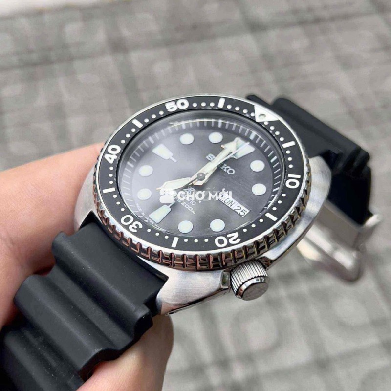 Đồng hồ đeo tay Seiko SRP777 Nam dây cao su Đen