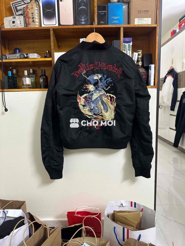 Áo khoác bomber nam vải thêu size S