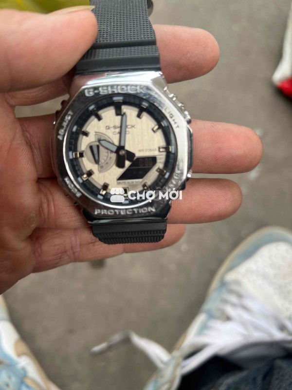 Đồng hồ Casio G-Shock GM-2100 Bạc Đen