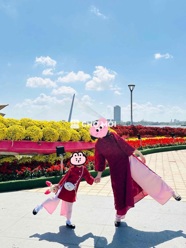 Áo dài mẹ và bé