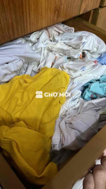 Quần áo trẻ em sơ sinh đến 1 tuổi