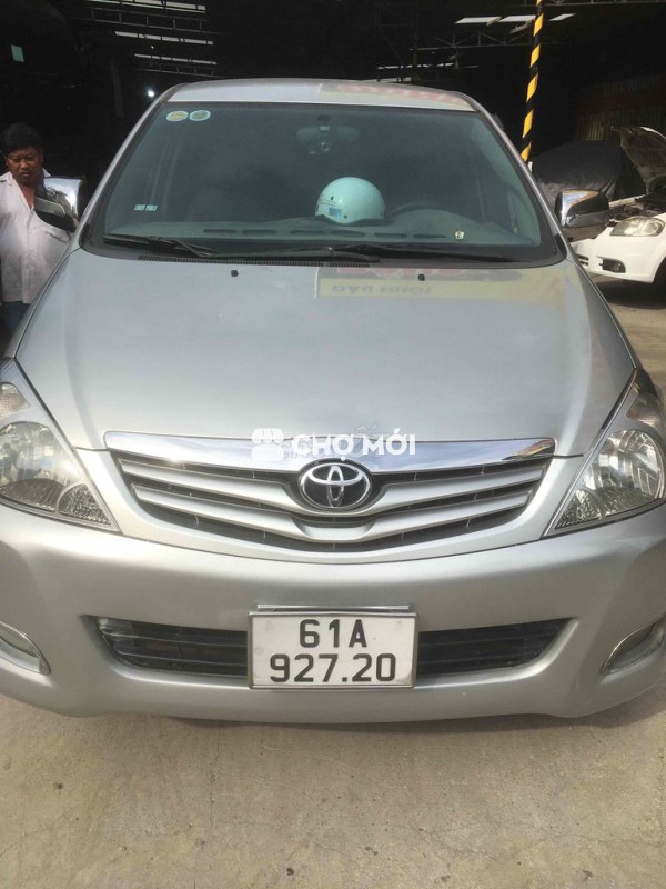 Toyota Innova 2009 Bạc Số sàn
