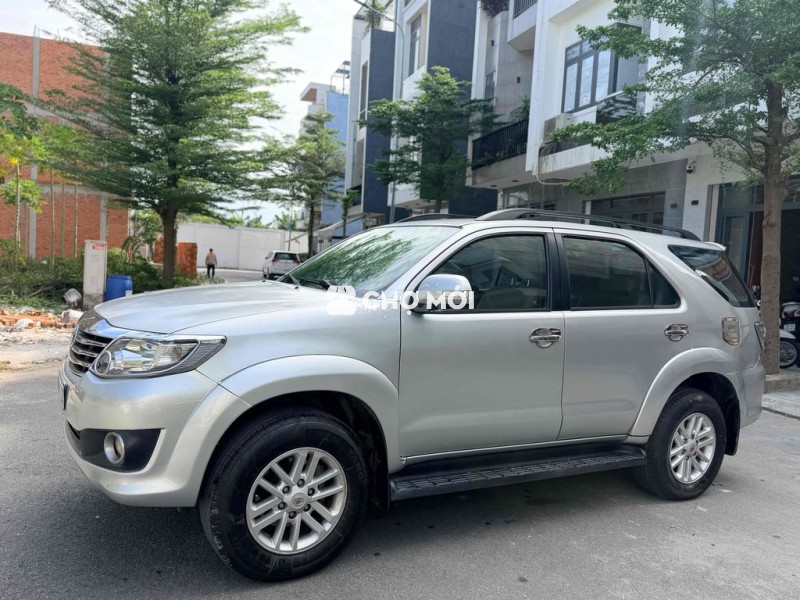 Toyota fortuner 2014 tự động xe gd đẹp êm máy zin