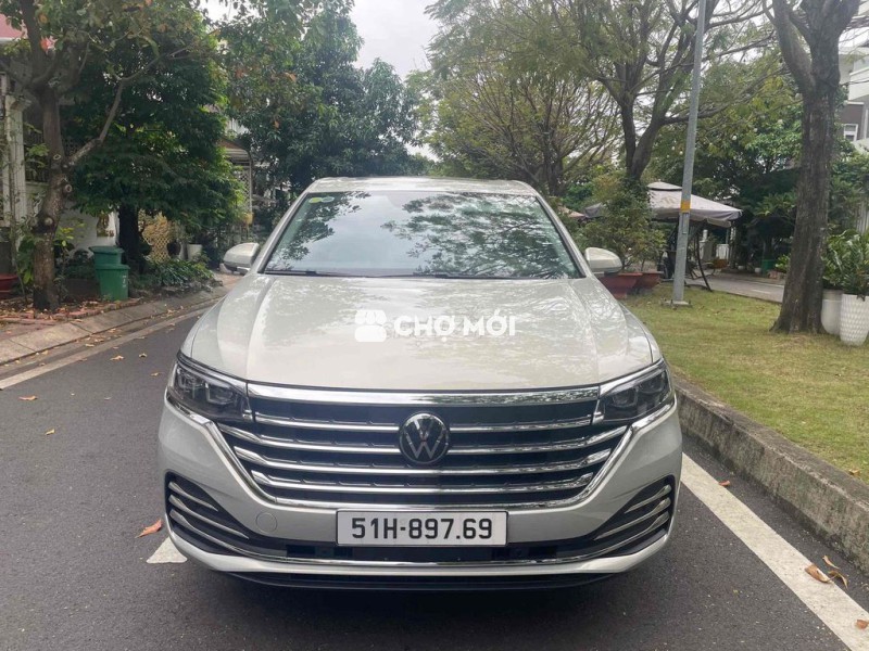 Volkswagen Viloran Luxury 2025 Bạc 1500 km