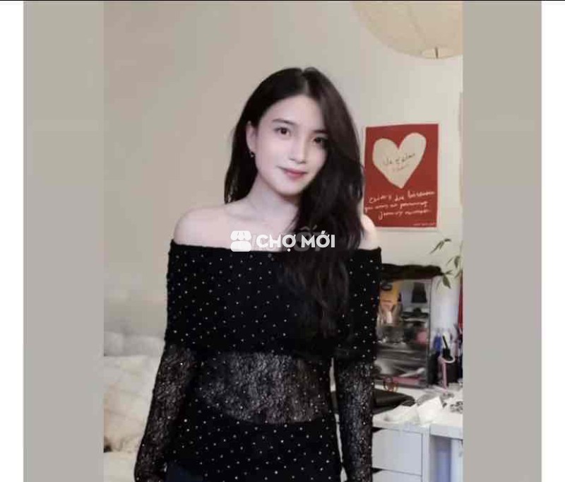 Áo trễ vai nữ thun ren size M Đã sử dụng