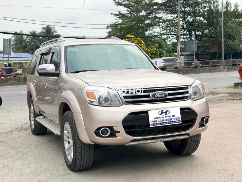 Ford Everest 2014 Limited Vàng cát