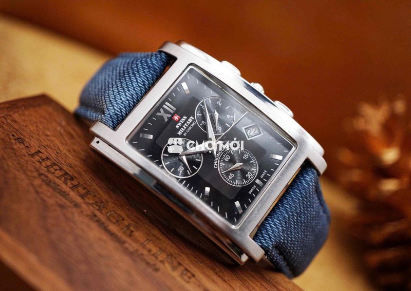 Đồng hồ đeo tay Swiss Military Chronograph Nam