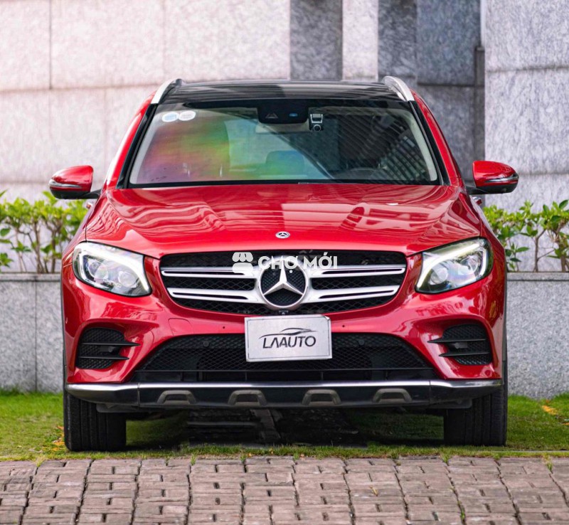 LONG ANH AUTO về Mercedes GLC300 4Matic 2019
