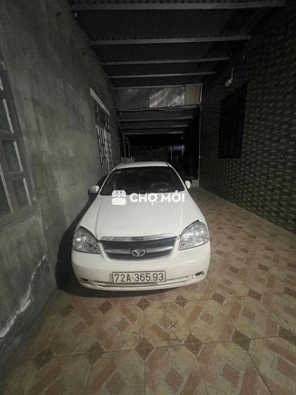 Daewoo Lacetti Trắng (126.672 km)