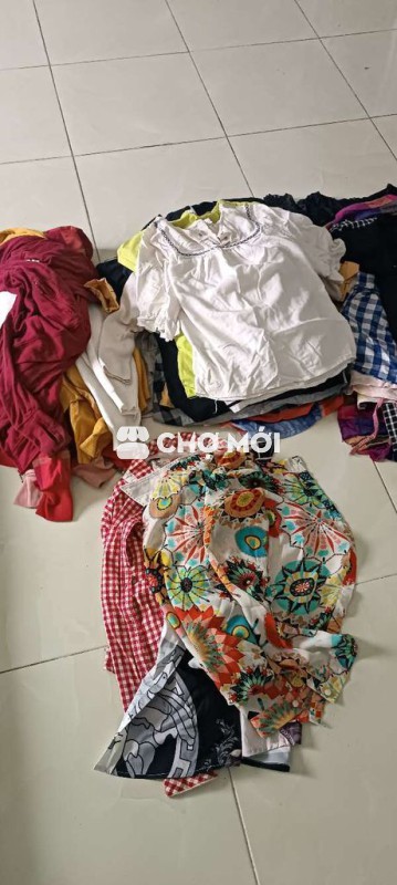 Quần áo nữ Vải Đa màu