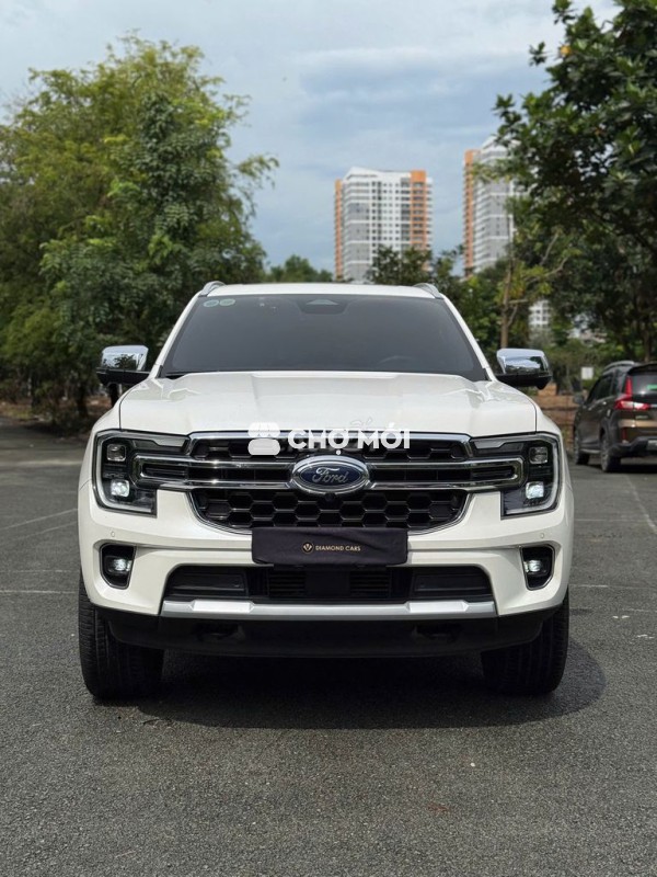 Ford Everest 2023 Titanium Plus 2.0L 4x4 AT