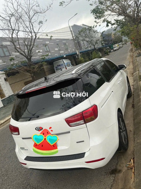 Kia Sedona 2018 Dầu Trắng