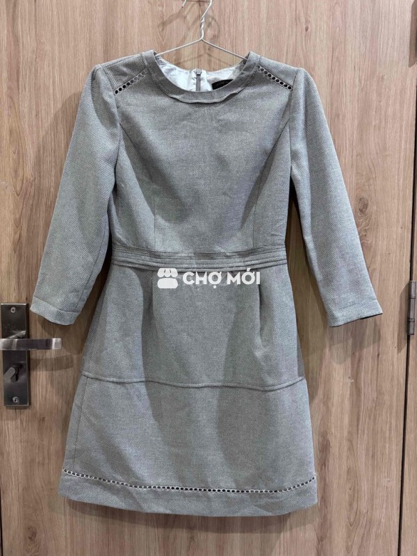 Cho tặng -  Đầm nữ xám vải dệt & tay lửng