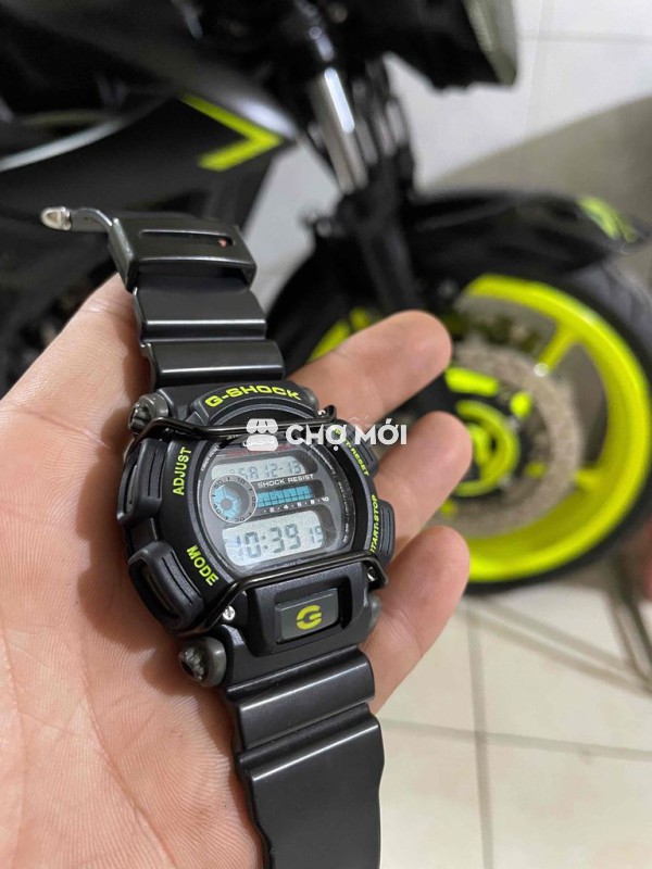 Đồng hồ Casio G-Shock DW-9052 Nam Đen